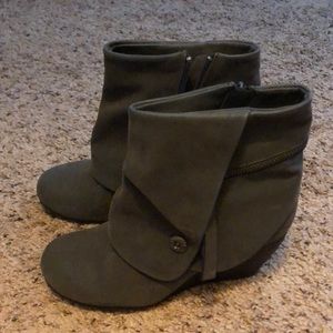 Women’s boots